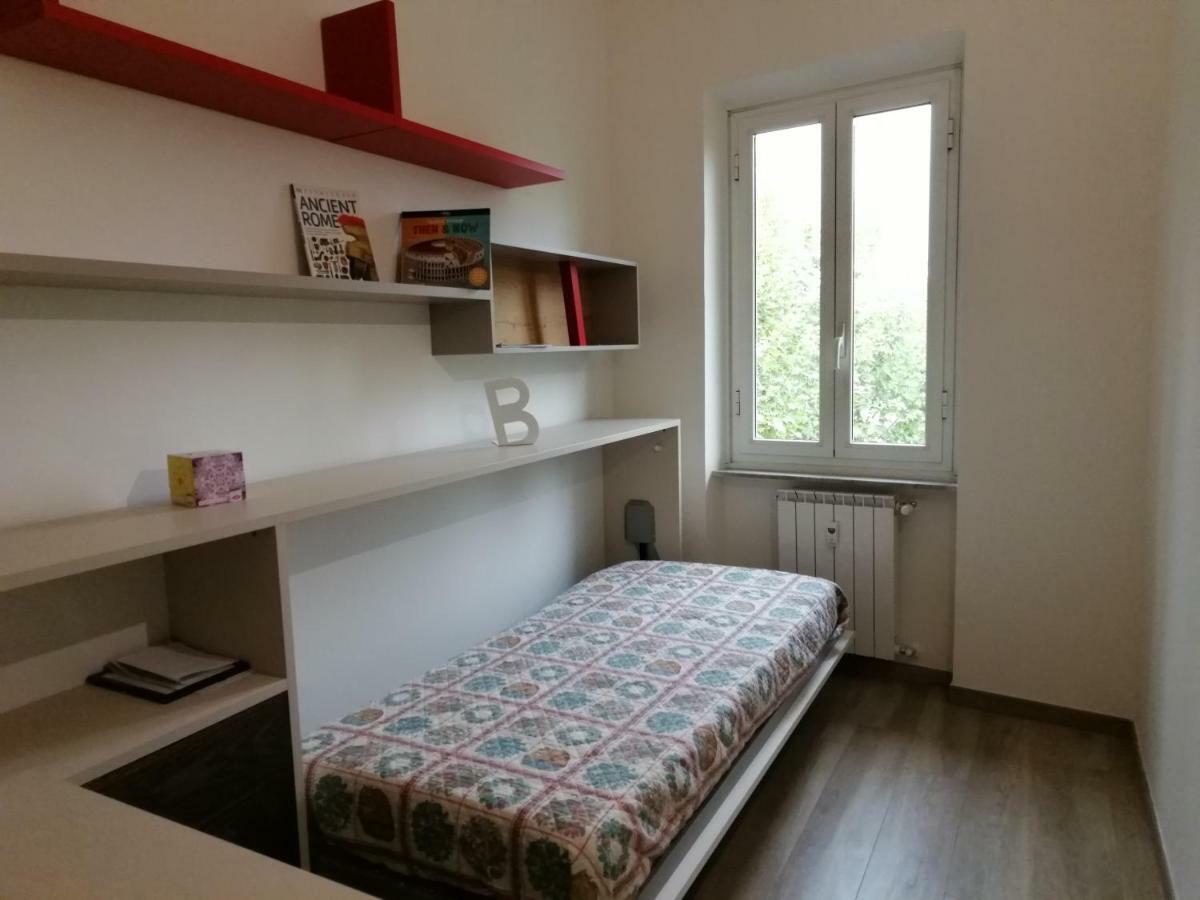 Garbatella's In Apartamento Roma